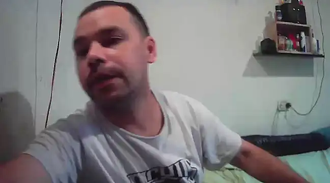 Snapshot of Lolosalvage83 chatting on 01.19.25 Lolosalvage83 online show from 01.19.25