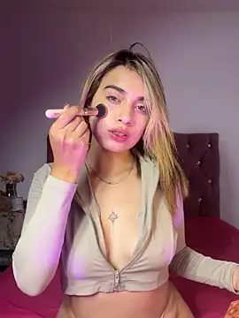 Snapshot of Hayley_A02 chatting on 11.14.25 Hayley A02 online show from 11.14.25