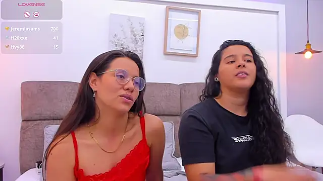 Dilan y Mia online show from 02.11.25