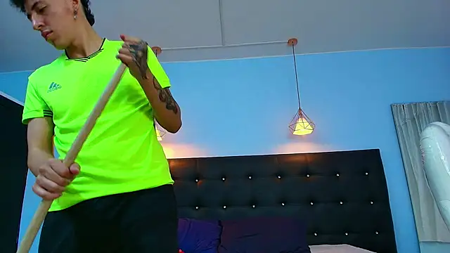 Lobo 17  online show from 01.12.25