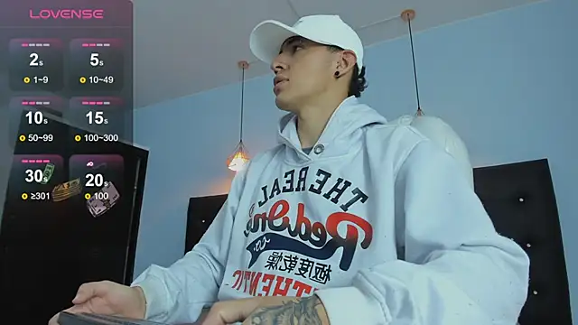 Lobo 17  online show from 11.07.25