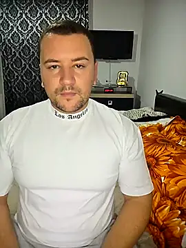 KarlosCarutox online show from 10.18.25