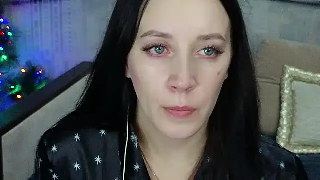 MonikaSweetXXX online show from 12.27.24