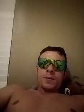 Snapshot of thebest20000 chatting on 03.09.25 thebest20000 online show from 03.09.25