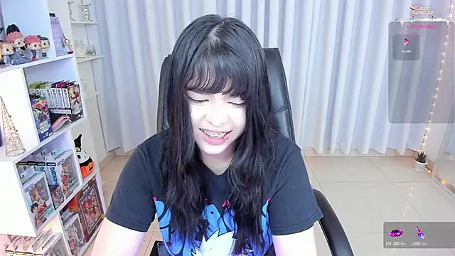 misshoneyxxx online show from 11.20.25