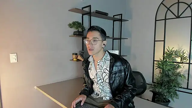 Andy Joy  online show from 03.05.26