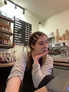 cinnabon  online show from 12.20.25