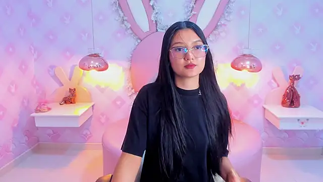 Saraa Skinny online show from 01.31.25