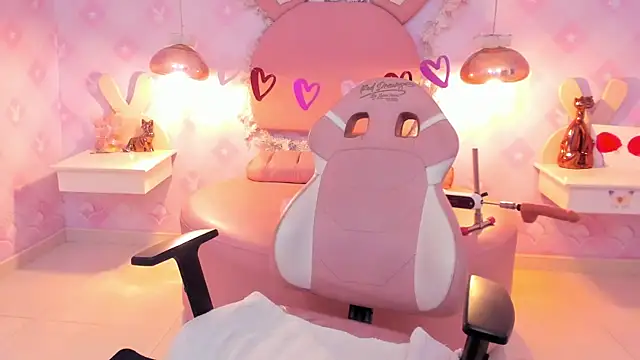 Saraa Skinny online show from 03.08.25