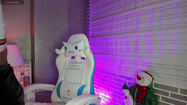Amber villalobos  online show from 12.15.24