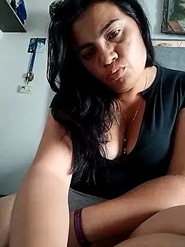Snapshot of naughty-sharlot chatting on 03.03.25 naughty-sharlot online show from 03.03.25