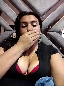 Snapshot of naughty-sharlot chatting on 03.03.25 naughty-sharlot online show from 03.03.25
