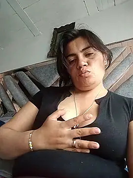 Snapshot of naughty-sharlot chatting on 09.26.25 naughty-sharlot online show from 09.26.25