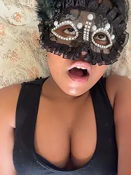 Snapshot of Bella_Luna18 chatting on 02.12.26 Bella Luna18 online show from 02.12.26