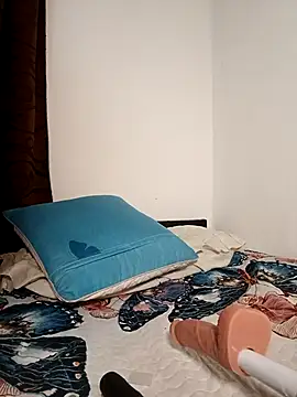 Kim 19 online show from 11.19.25