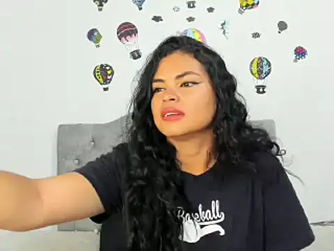 Kymbrown25 online show from 01.11.25