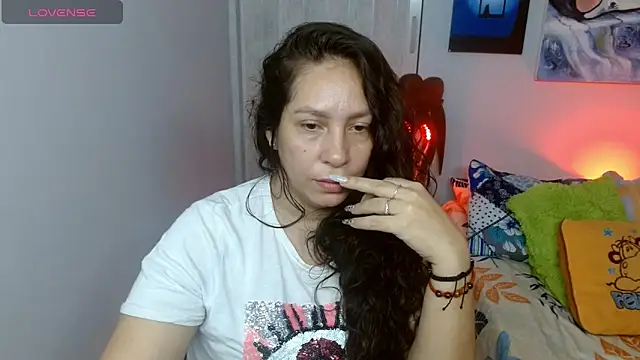 naihroby online show from 10.14.25