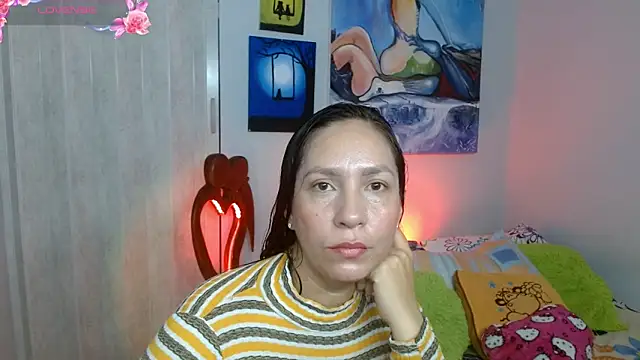 naihroby online show from 10.15.25