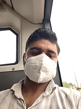 Snapshot of Ishan003 chatting on 10.13.25 Ishan003 online show from 10.13.25