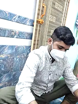 Snapshot of Ishan003 chatting on 11.04.25 Ishan003 online show from 11.04.25