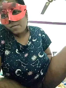 Snapshot of Priya_Strip chatting on 12.04.24 Priya Strip online show from 12.04.24