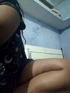 Snapshot of Priya_Strip chatting on 12.23.24 Priya Strip online show from 12.23.24