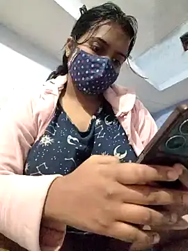 Snapshot of Priya_Strip chatting on 01.07.25 Priya Strip online show from 01.07.25