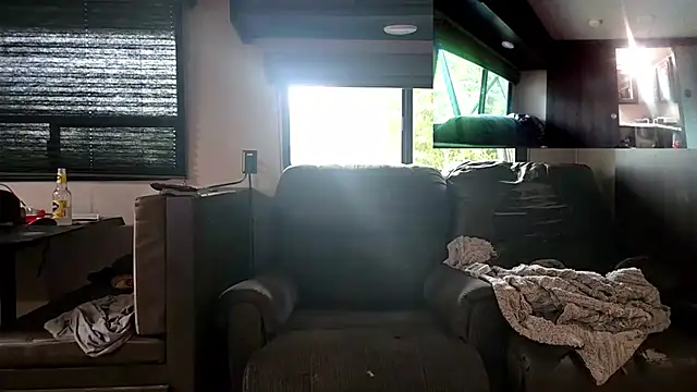 Snapshot of Cobra500hp chatting on 04.19.26 Cobra500hp online show from 04.19.26