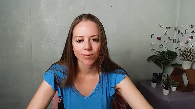 Snapshot of GloriaSi_ chatting on 06.22.26 GloriaSi online show from 06.22.26