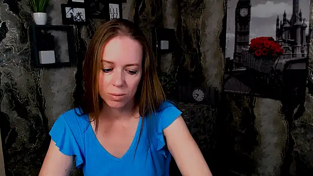 Snapshot of GloriaSi_ chatting on 06.23.26 GloriaSi online show from 06.23.26