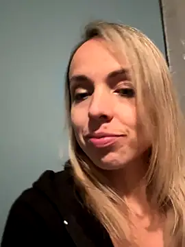 Annelibre online show from 10.05.25