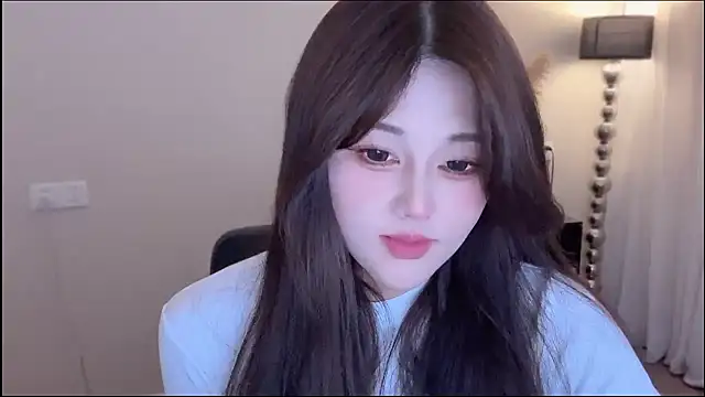 Strawberrybabyy1 online show from 11.30.25