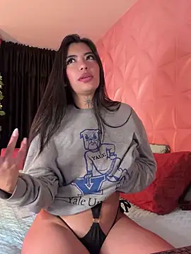 Snapshot of NattGomez chatting on 01.24.25 NattGomez online show from 01.24.25