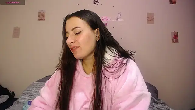 Snapshot of sofi_66 chatting on 10.10.25 sofi 66 online show from 10.10.25