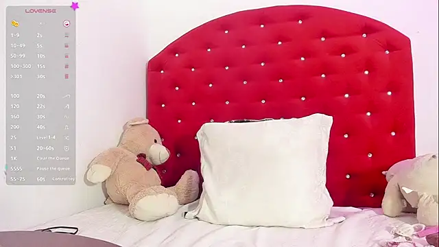 Snapshot of brittany_williams_ chatting on 03.19.25 brittany williams online show from 03.19.25