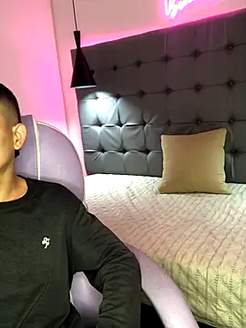 JackSwan18 online show from 10.08.25