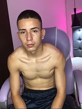 JackSwan18 online show from 10.10.25