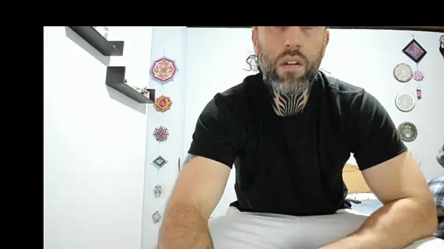 Antoniohot2024 online show from 01.05.25