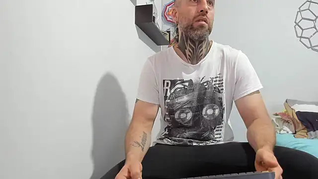 Antoniohot2024 online show from 02.17.25