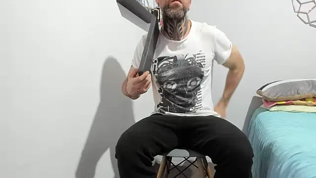 Antoniohot2024 online show from 02.21.25