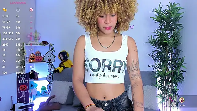 Snapshot of natty_romanof_18 chatting on 11.03.25 natty romanof 18 online show from 11.03.25