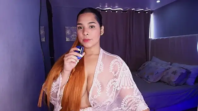 Snapshot of Shenoa1 chatting on 10.28.25 Shenoa1 online show from 10.28.25