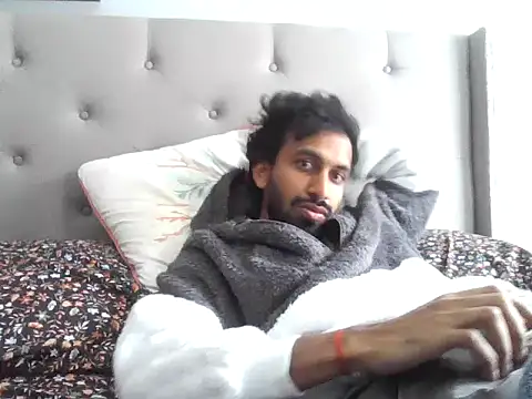 Snapshot of skinny__boy__ chatting on 02.16.26 skinny boy online show from 02.16.26