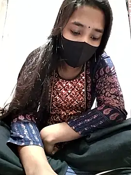 Etha-Moni online show from 12.04.24