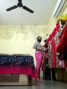 heenage online show from 11.27.25