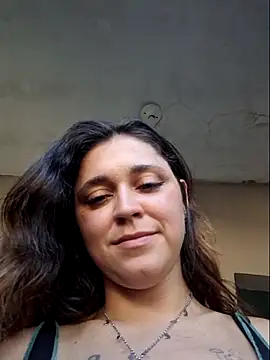 luuhcat09 online show from 11.21.25