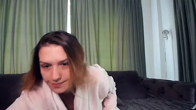 LaraStone69 online show from 06.18.26