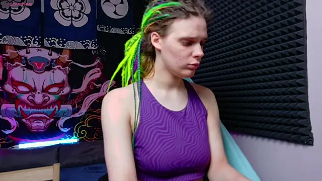 KIKI Krash online show from 12.02.25