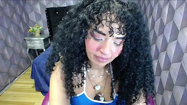 Sofiacowperx online show from 01.11.25