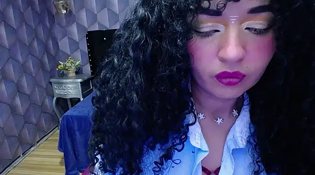 Sofiacowperx online show from 01.13.25